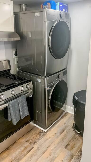Cozy Modern Apt In The Heart Of Fells Point! Baltimore Exterior foto